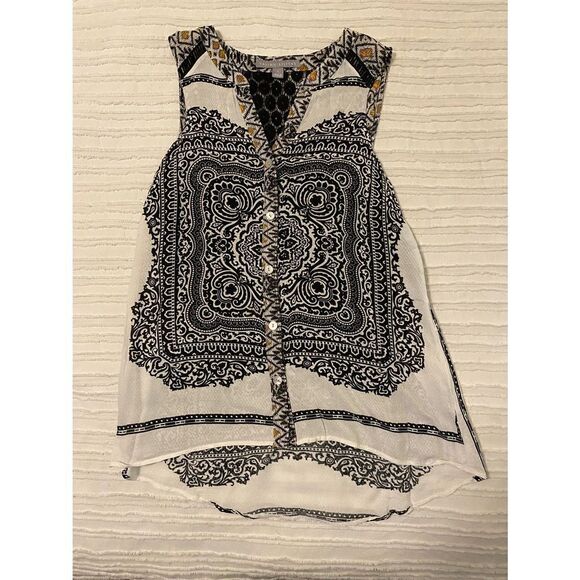 Woman’s Valerie Stevens SZ S Sleeveless Button Down Stylish Top - Picture 1 of 6